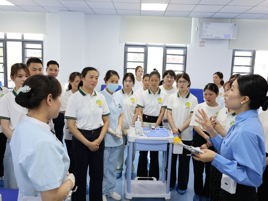 護航計劃丨135天跨越40地，國藥集團天壇生物2025年漿站禮儀服務專項培訓圓滿收官